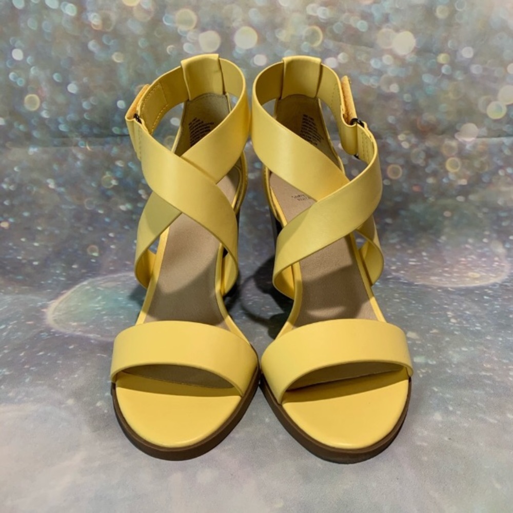Simply Vera Vera Wang heels